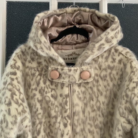 URBANCODE Faux Fur Luxurious Coat (UK8) - Picture 3 of 11